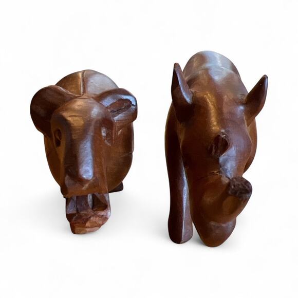 Vtg Handcarved Lion Rhino African Animal Figures Sculpture FLAW Safari Nature - Picture 2 of 8